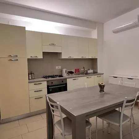 Casa Magenta Centro Citta Lägenhet